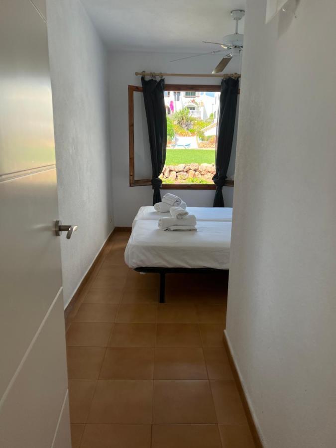 Lovely Hideaway With Pool And White Sand Beach Arenal d'en Castell Exterior foto
