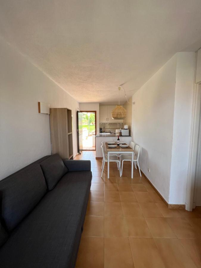 Lovely Hideaway With Pool And White Sand Beach Arenal d'en Castell Exterior foto